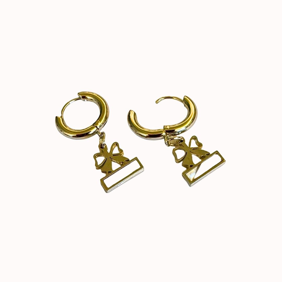 CARAVANA ACERO QUIRÚRGICO DORADA 133