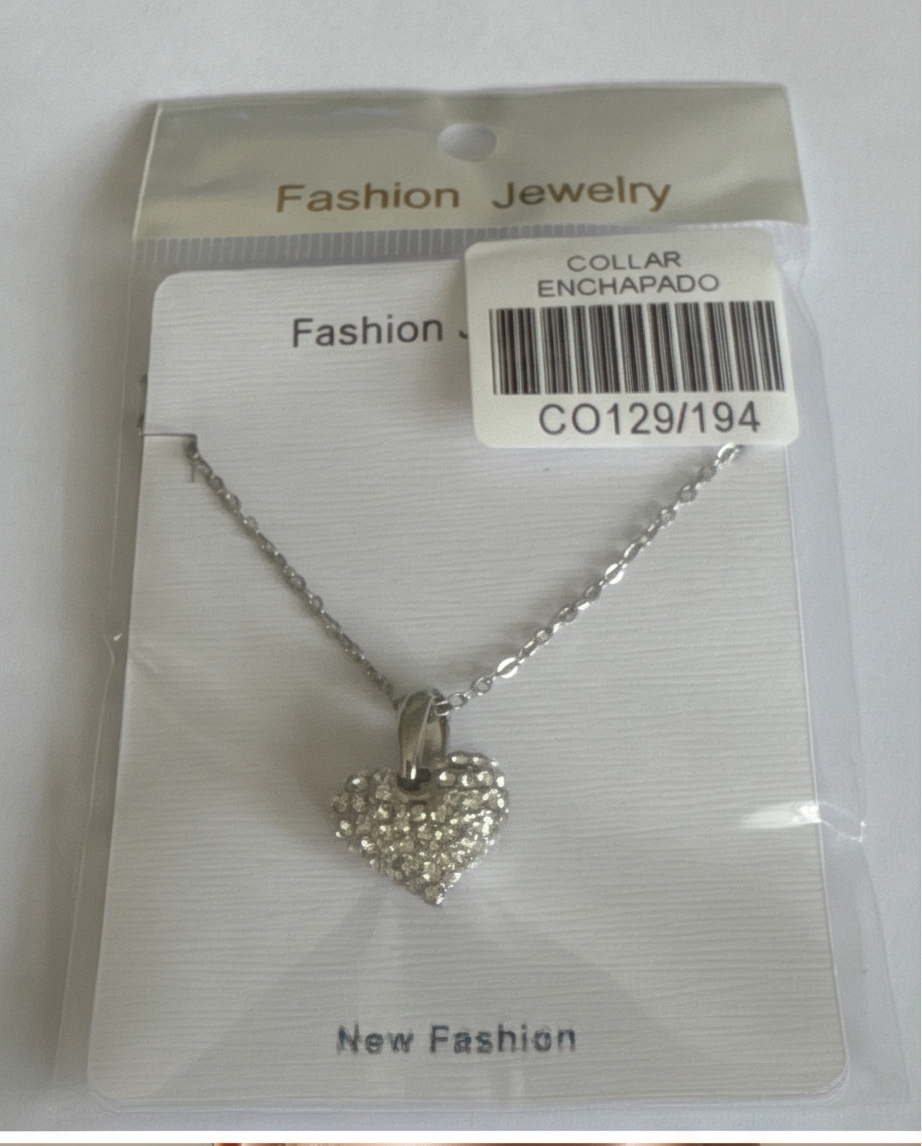 COLLAR ENCHAPADO COLECCION 2027