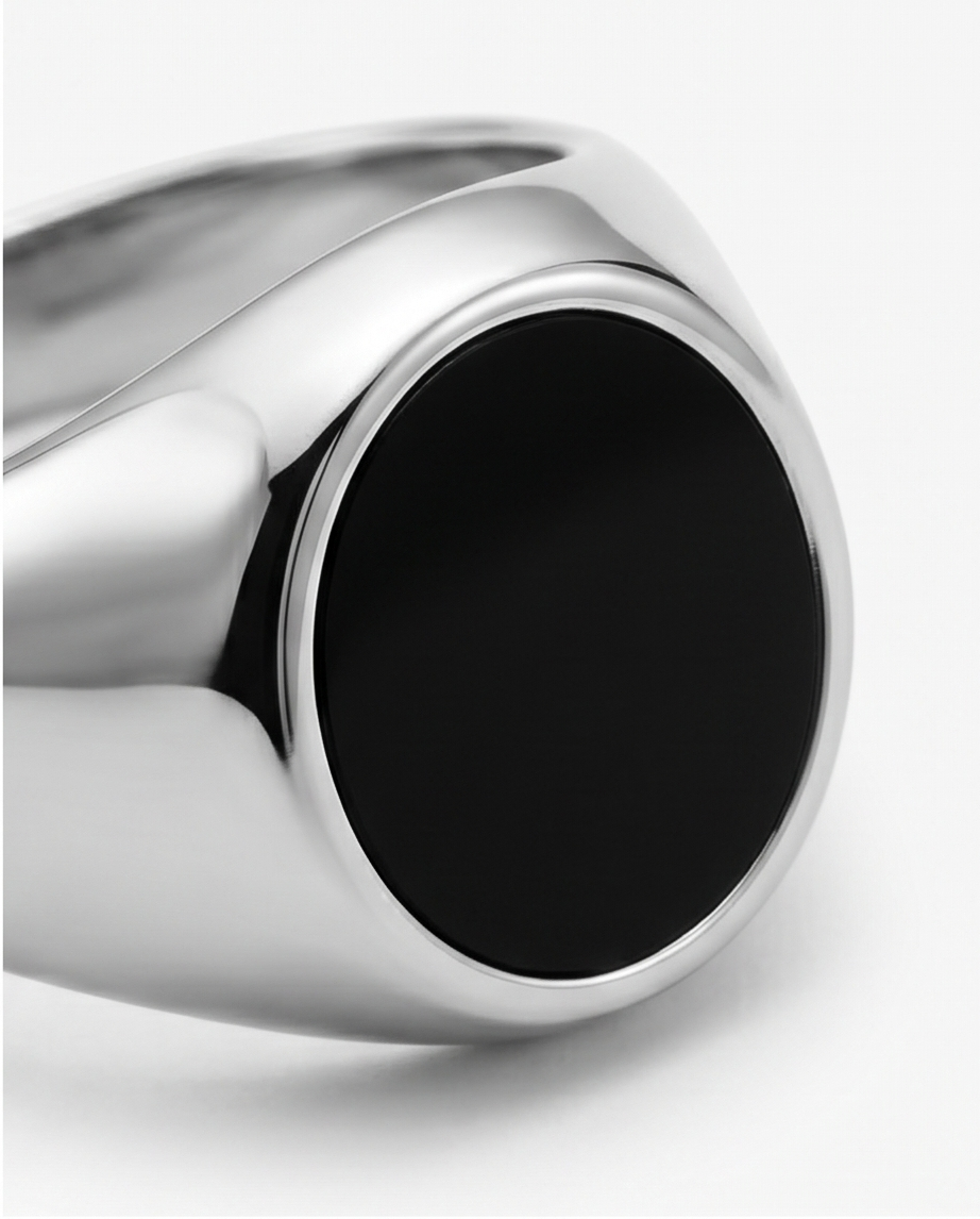 Anillo de Hombre de mesa plateado con piedra ONIX