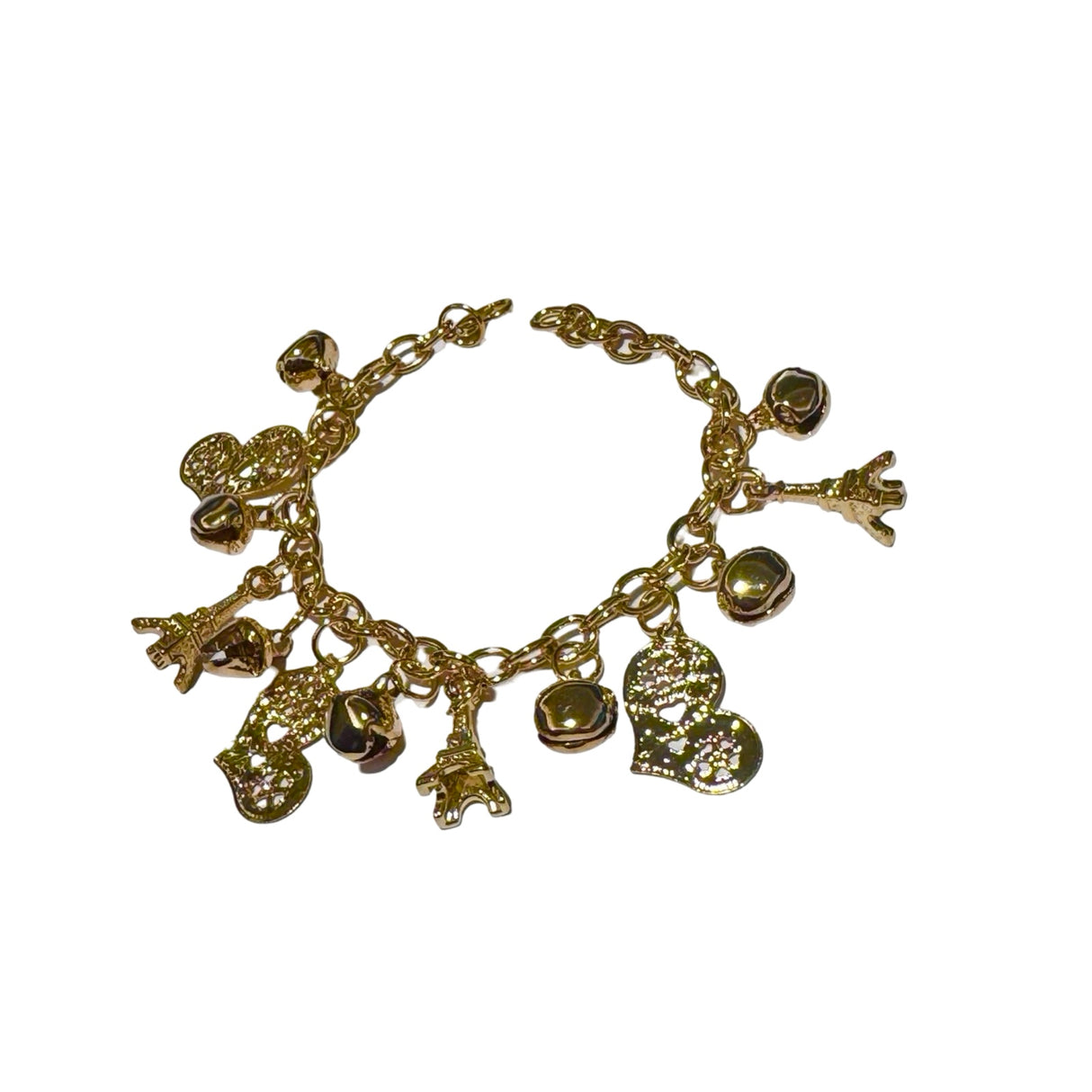 Pulseras de fantasia con dijes dorados