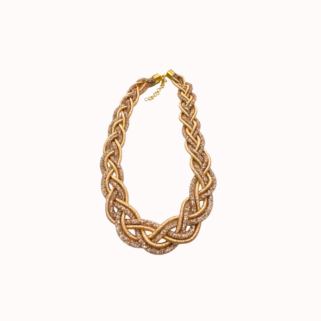 Collar varios 10