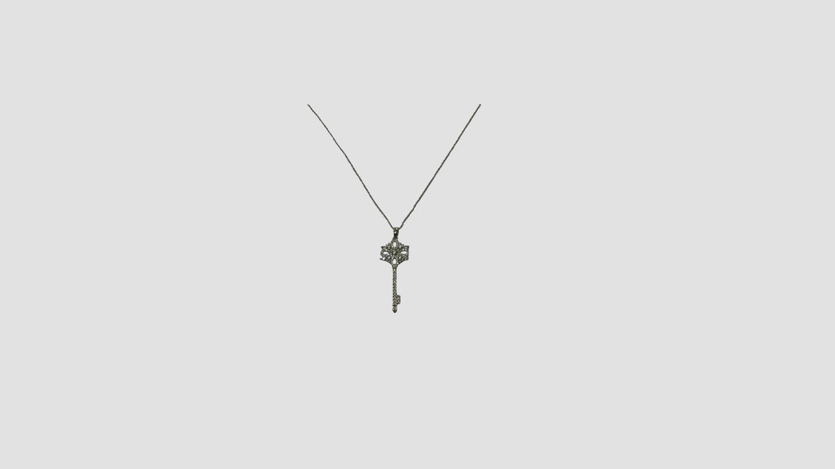 Collar acero quirúrgico mujer 4
