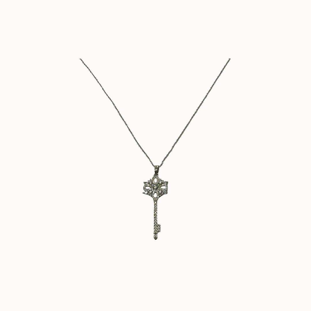Collar acero quirúrgico mujer 4