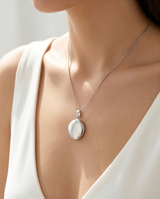 COLLAR CON DIJE CAMAFEO