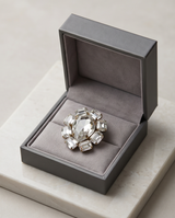 BROCHE O PIN DE DAMA PARA FIESTA