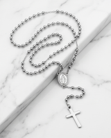 ROSARIO EN ACERO DE CUELLO CON PERLAS