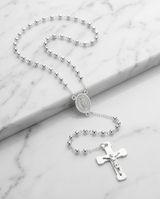 ROSARIO EN ACERO DE CUELLO CON PERLAS