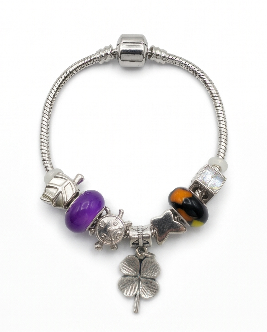 Pulsera con Dijes Varios 003