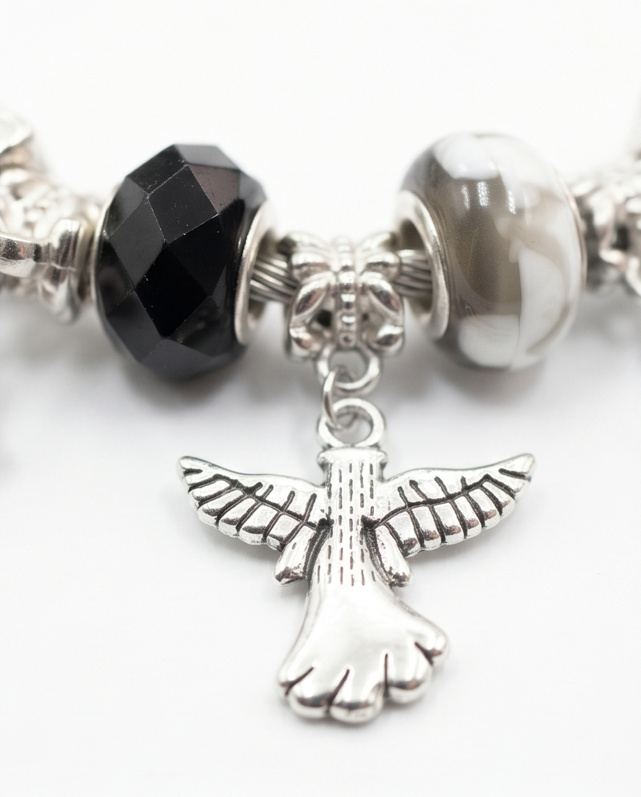 Pulsera con Dijes Varios 006
