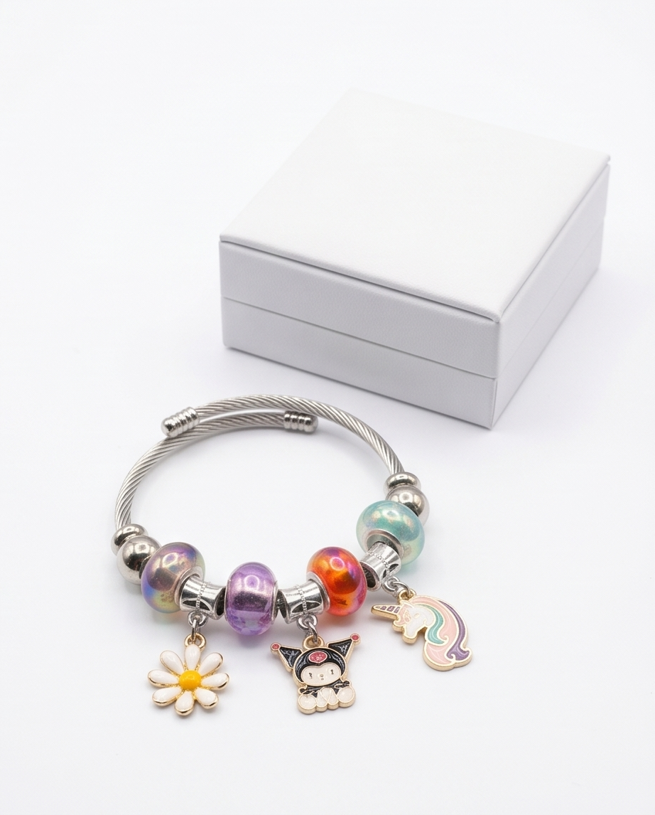 Pulsera con Dijes varios 011