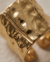 ANILLO DE ACERO QUIRURGICO DORADO COLECCIÓN 2027