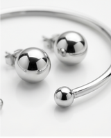 Conjunto Collar , Pulsera y Caravanas