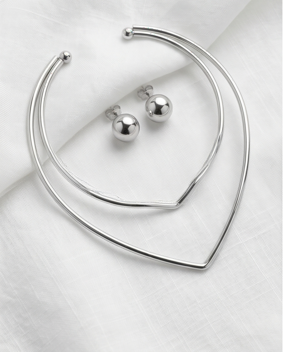 Conjunto Collar , Pulsera y Caravanas