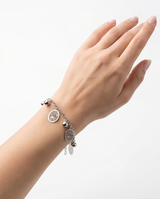 Pulsera fantasia con fijes plateados