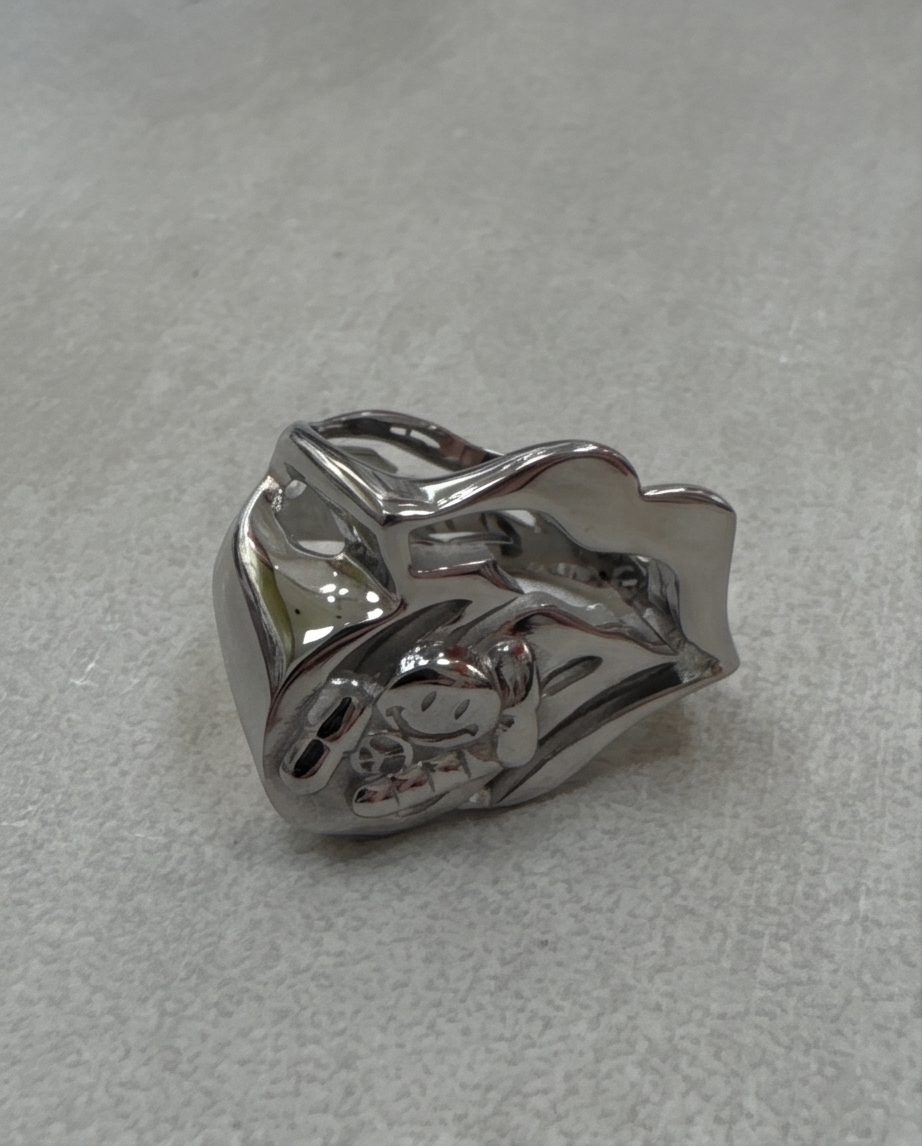 Anillo de Acero quirúrgico plateado  colección 2027