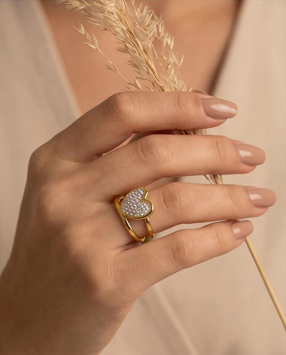 Anillo de acero quirurgico dorado colección 2027