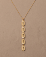 COLLAR CON DIJE EN ACERO QUIRURGICO RECIEN RECIBIDO