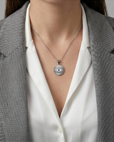 COLLAR CON DIJE OJITO