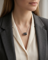 Collar acero quirúrgico mujer 63