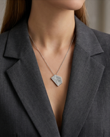 COLLAR CON DIJE NACARADO C27