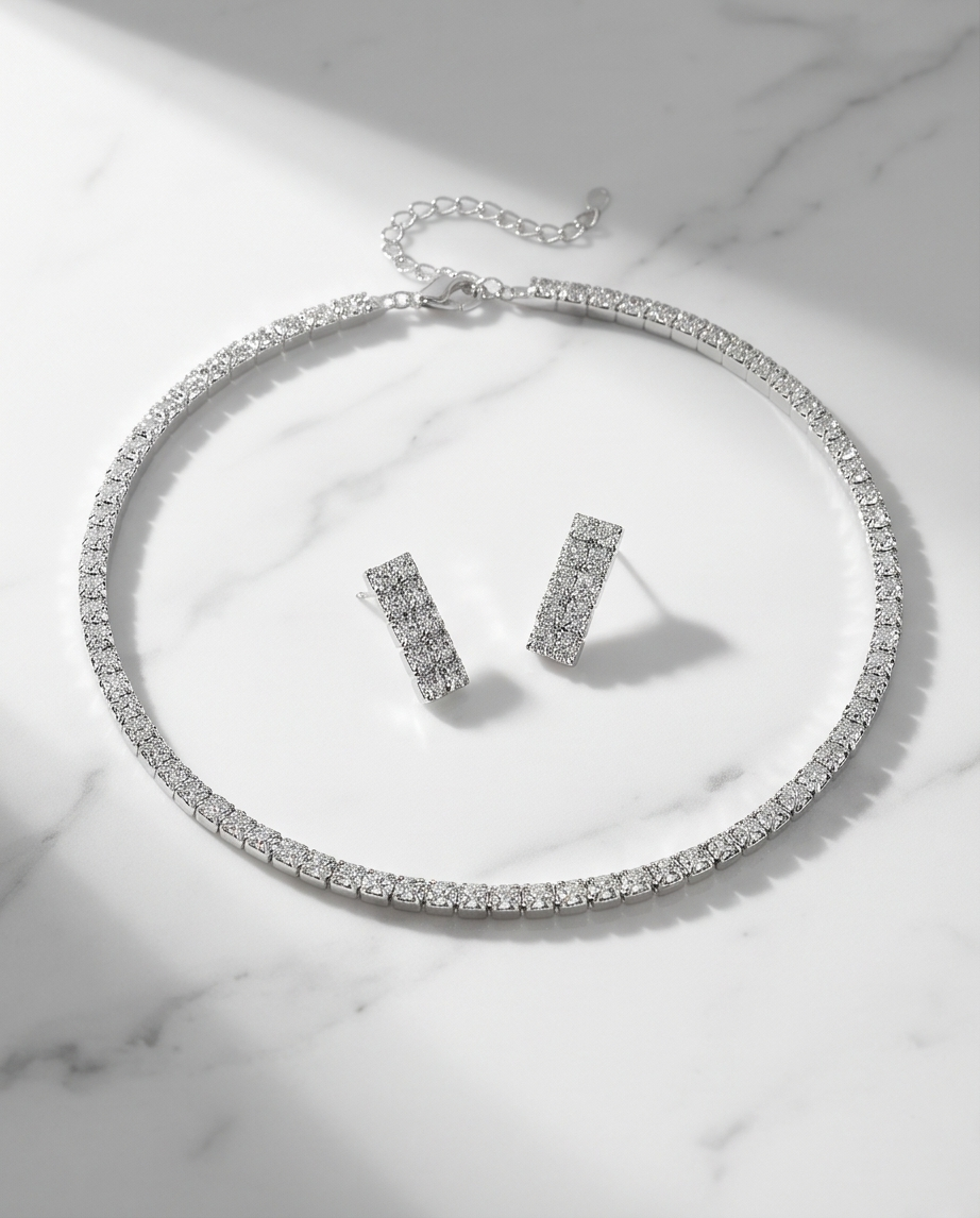 CHOKER PLATEADO VIP CON CARAVANAS