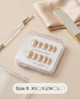 Uñas con caja y pegamento