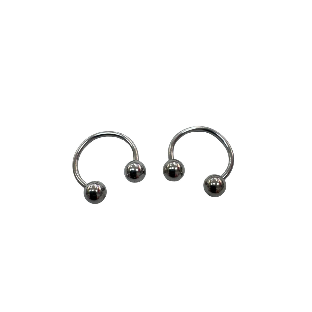 PIERCINGS