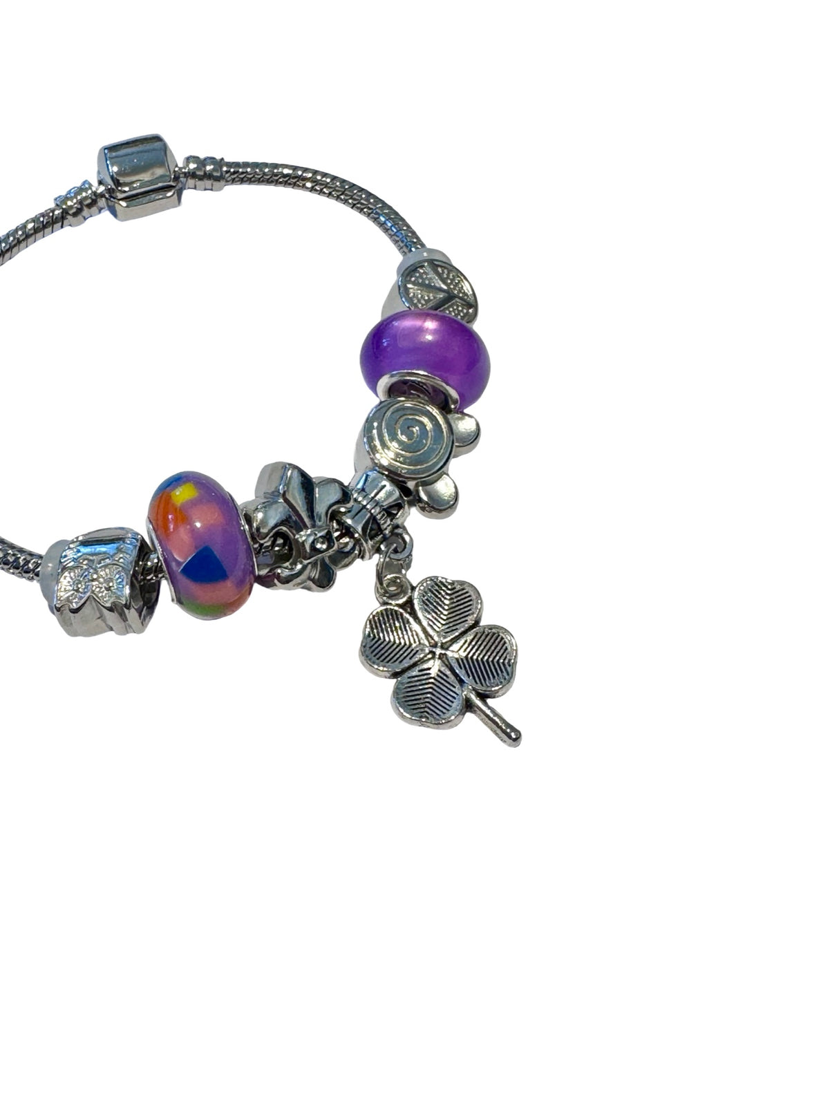 Pulsera con Dijes Varios