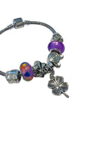 Pulsera con Dijes Varios