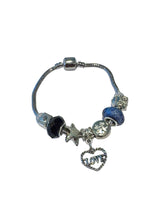 Pulsera con Dijes Varios