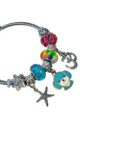 Pulsera con Dijes Varios